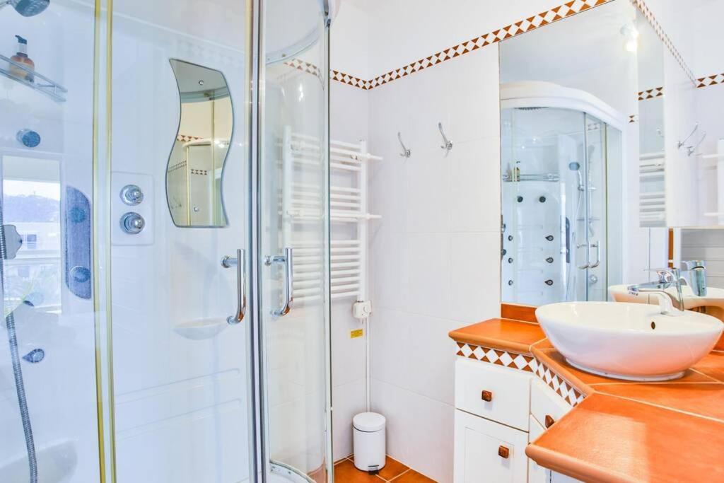 Bright One Bdrm Apartment A/C-Swimming Pool/Congress By Olidesi Cannes Exteriör bild